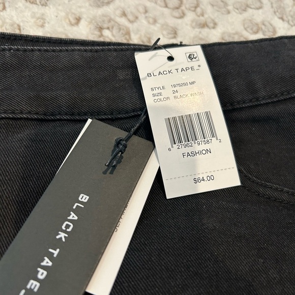 NWT Black Tape Size 24W Jeans Shorts - Picture 4 of 7